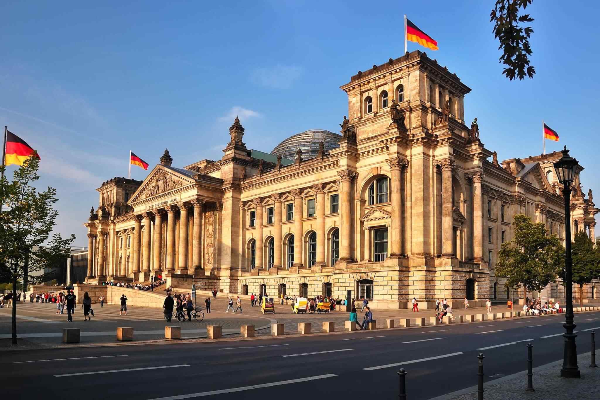 destination-berlin-01 https://smartskytourism.com/wp-content/uploads/2018/09/destination-berlin-01.jpg